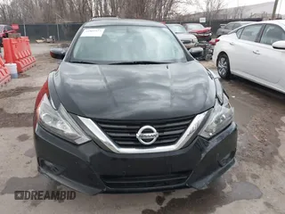 2016 Nissan Altima SR with VIN 1N4AL3AP8GC177922, listed as a IAAI auction lot 41802573 with 160,799 mi miles and . Bid and sale history available at carsss.com. Image 12.