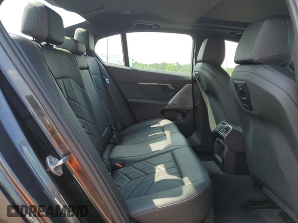 2024 BMW 5 Series 530i xDrive with VIN WBA53FJ03RCS08462, listed as a Copart auction lot 62658145 with 32,323 mi miles and Clean title. Bid and sale history available at DreamBid. Image 10.