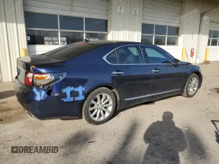2012 Lexus LS 460 z VIN JTHCL5EF6C5015378, wystawiony jako Copart lot #49617005 z przebiegiem 146 702 mil mil oraz Szkoda całkowita • Salvage title. Historia ofert i sprzedaży dostępna na DreamBid. Obrazek 3.