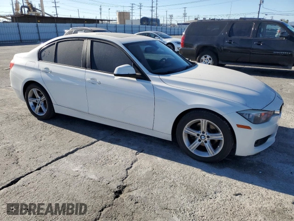 2013 BMW 3 Series 328i with VIN WBA3C1C50DF434548, listed as a Copart auction lot 88362395 with 140,092 mi miles and Salvage Title. Bid and sale history available at carsss.com. Image 4.