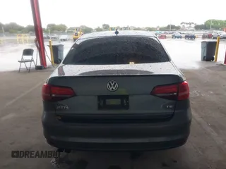 2016 Volkswagen Jetta Sport z VIN 3VWD17AJ3GM416482, wystawiony jako IAAI lot #41653790 z przebiegiem 109 380 mil mil oraz . Historia ofert i sprzedaży dostępna na DreamBid. Obrazek 15.