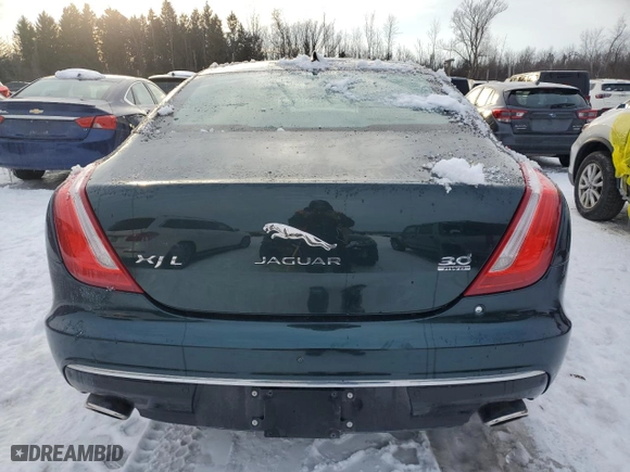 2016 Jaguar XJ with VIN SAJWJ2GD3G8V96262, listed as a Copart auction lot 44057625 with 44,789 mi miles and Non Repairable. Bid and sale history available at carsss.com. Image 6.