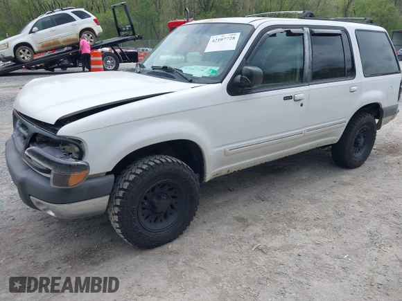 1999 Ford Explorer XLT z VIN 1FMZU34E1XZA39121, wystawiony jako IAAI lot #42107728 z przebiegiem 194 374 mil mil oraz . Historia ofert i sprzedaży dostępna na DreamBid. Obrazek 18.
