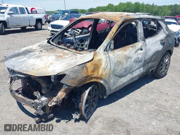 2024 Buick Encore GX Avenir z VIN KL4AMFSL2RB048047, wystawiony jako IAAI lot #42156300 z przebiegiem Nie podano mil oraz . Historia ofert i sprzedaży dostępna na DreamBid. Obrazek 2.