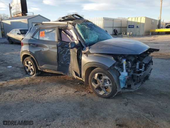2024 Hyundai Venue SEL with VIN KMHRC8A39RU307500, listed as a Copart auction lot 84107254 with NaN miles and Salvage Title. Bid and sale history available at carsss.com. Image 4.