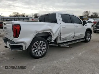 2022 GMC Sierra 1500 with VIN 3GTUUGET7NG527571, listed as a Copart auction lot 84664684 with 43,336 mi miles and Salvage Title. Bid and sale history available at DreamBid. Image 3.