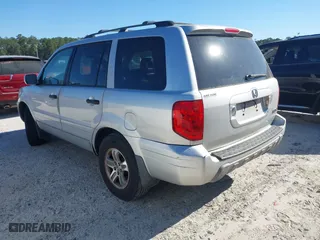 2005 Honda Pilot EX-L with VIN 5FNYF185X5B007358, listed as a IAAI auction lot 41857804 with 291,134 mi miles. Bid and sale history available at carsss.com. Image 3.