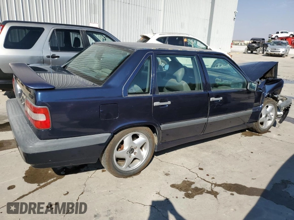 1997 Volvo 850 с VIN YV1LS5722V1374049, выставлен на аукционе Copart как лот 62758684 с пробегом 243 443 миль миль и Списание • Salvage title. История ставок и продаж доступна на DreamBid. Изображение 3.