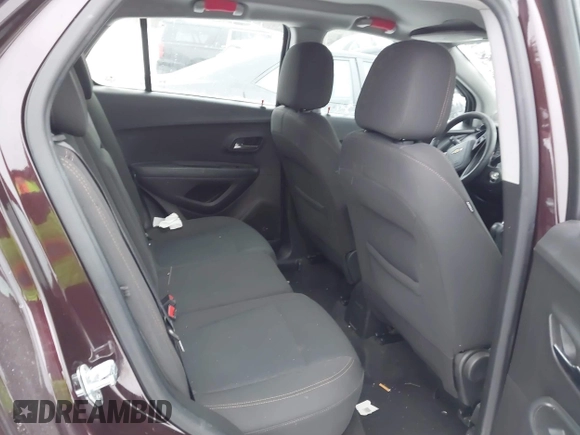 2022 Chevrolet Trax LS with VIN KL7CJNSM1NB504895, listed as a IAAI auction lot 41526126 with 66,154 mi miles. Bid and sale history available at carsss.com. Image 8.