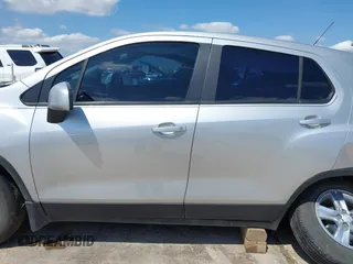 2021 Chevrolet Trax LS with VIN KL7CJKSB8MB307752, listed as a IAAI auction lot 42320660 with 60,761 mi miles and . Bid and sale history available at DreamBid. Image 14.