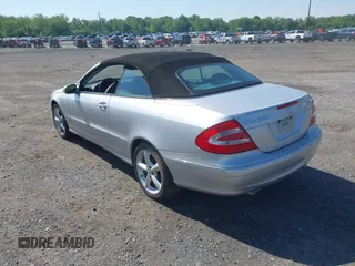 2005 Mercedes-Benz CLK 320 with VIN WDBTK65G55T040420, listed as a IAAI auction lot 42213018 with 32,696 mi miles and . Bid and sale history available at DreamBid. Image 3.