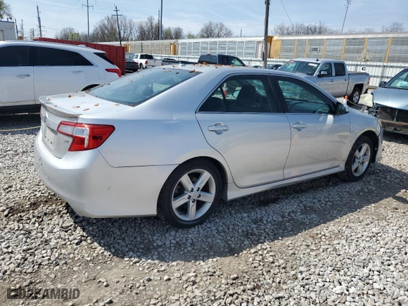 2012 Toyota Camry L with VIN 4T1BF1FK5CU128085, listed as a Copart auction lot 52438815 with 140,197 mi miles and Clean Title. Bid and sale history available at carsss.com. Image 3.