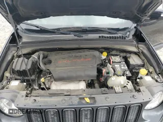 2018 Jeep Renegade Altitude with VIN ZACCJABB5JPG81329, listed as a Copart auction lot 58919015 with 82,879 mi miles and Clean title. Bid and sale history available at DreamBid. Image 11.