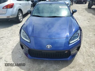 2022 Toyota GR86 Premium with VIN JF1ZNBF15N8756720, listed as a Copart auction lot 70085564 with 26,354 mi miles and Salvage Title. Bid and sale history available at carsss.com. Image 5.