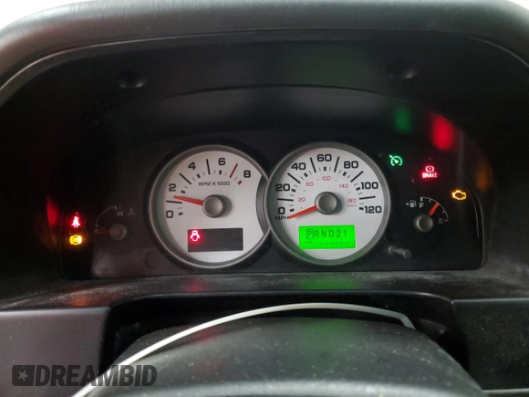 2005 Ford Escape XLS Value z VIN 1FMYU02Z55KA45705, wystawiony jako Copart lot #57244345 z przebiegiem Nie podano mil oraz Czysty tytuł • Clean title. Historia ofert i sprzedaży dostępna na DreamBid. Obrazek 9.