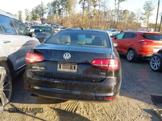 2016 Volkswagen Jetta Sedan 1.8T SEL with VIN 3VWL07AJXGM223308, listed as a IAAI auction lot 41440267 with 94,704 mi miles. Bid and sale history available at carsss.com. Image 16.