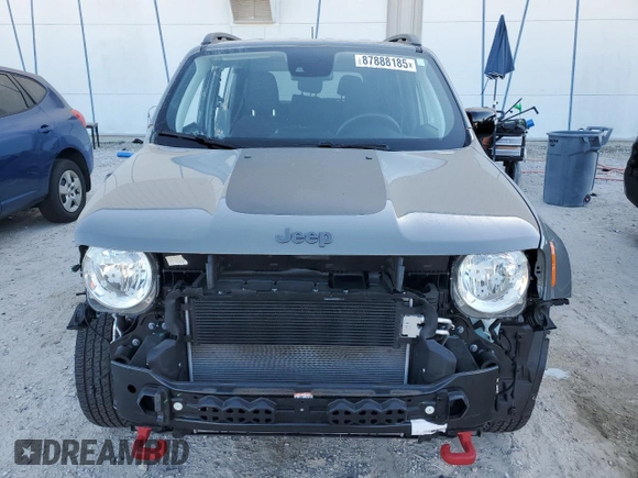 2022 Jeep Renegade Trailhawk with VIN ZACNJDC18NPN71345, listed as a Copart auction lot 87888185 with 16,288 mi miles and Salvage Title. Bid and sale history available at DreamBid. Image 5.