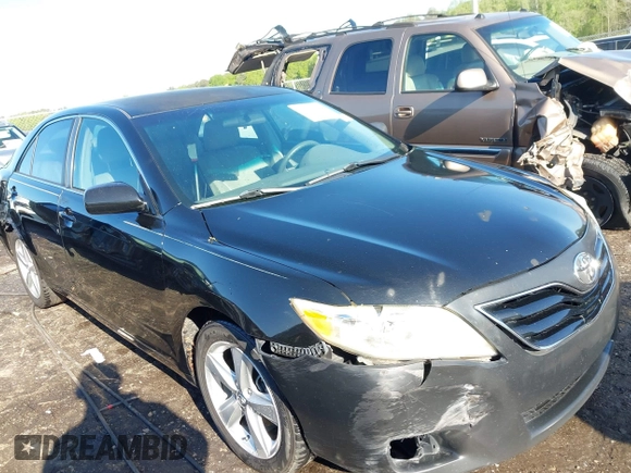 2011 Toyota Camry LE z VIN 4T1BF3EK0BU178887, wystawiony jako IAAI lot #41986695 z przebiegiem 241 360 mil mil oraz . Historia ofert i sprzedaży dostępna na DreamBid. Obrazek 6.
