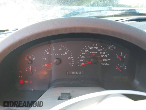 2004 Ford F-150 XLT with VIN 1FTRW12W64KC60197, listed as a IAAI auction lot 41952125 with 282,657 mi miles. Bid and sale history available at carsss.com. Image 12.