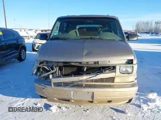 2004 Chevrolet Astro z VIN 1GNEL19X34B124333, wystawiony jako IAAI lot #41538184 z przebiegiem 87 786 mil mil oraz . Historia ofert i sprzedaży dostępna na DreamBid. Obrazek 12.
