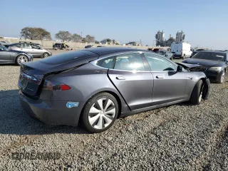2021 Tesla Model S Long Range Plus with VIN 5YJSA1E20MF425022, listed as a Copart auction lot 46169645 with 16,786 mi miles and Salvage title. Bid and sale history available at DreamBid. Image 3.