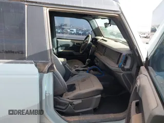 2022 Ford Bronco с VIN 1FMEE5DP8NLB10601, выставлен на аукционе IAAI как лот 37525258 с пробегом Не указан миль и . История ставок и продаж доступна на DreamBid. Изображение 5.