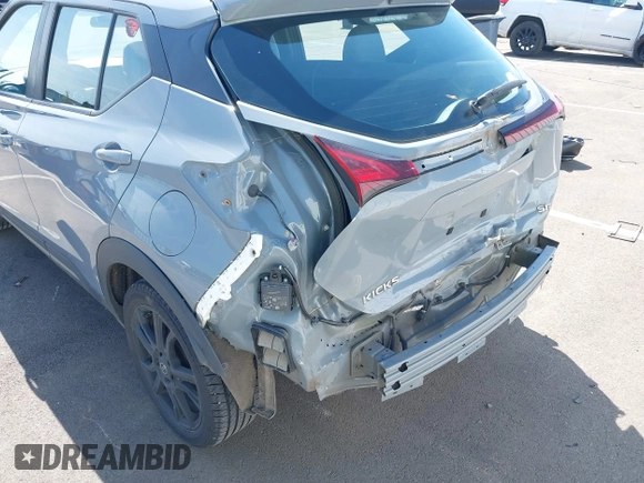 2021 Nissan Kicks SR with VIN 3N1CP5DV5ML531704, listed as a IAAI auction lot 42023077 with 55,452 mi miles and . Bid and sale history available at DreamBid. Image 18.
