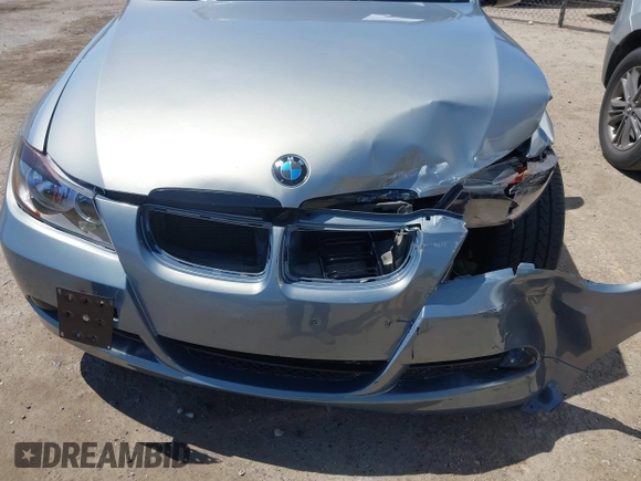 2007 BMW 3 Series 328xi z VIN WBAVC73587KP33390, wystawiony jako IAAI lot #42465688 z przebiegiem 144 423 mil mil oraz . Historia ofert i sprzedaży dostępna na DreamBid. Obrazek 17.