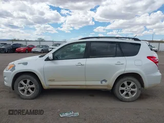 2009 Toyota RAV4 Ltd with VIN JTMBK31V295082912, listed as a IAAI auction lot 42084251 with 140,734 mi miles. Bid and sale history available at carsss.com. Image 14.