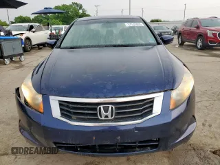 2008 Honda Accord EX-L z VIN 1HGCP26828A096822, wystawiony jako Copart lot #57533605 z przebiegiem 224 588 mil mil oraz Czysty tytuł • Clean title. Historia ofert i sprzedaży dostępna na DreamBid. Obrazek 5.