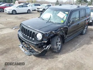 2017 Jeep Patriot High Altitude с VIN 1C4NJRFB5HD206001, выставлен на аукционе IAAI как лот 42000028 с пробегом 101 457 миль миль и . История ставок и продаж доступна на DreamBid. Изображение 17.