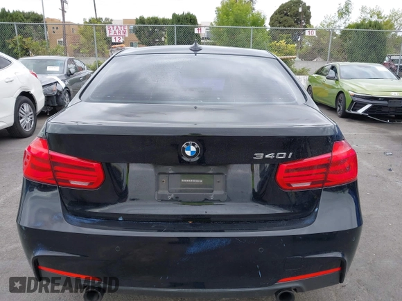 2017 BMW 3 Series 340i with VIN WBA8B3G57HNU35013, listed as a IAAI auction lot 42052820 with 98,113 mi miles and . Bid and sale history available at carsss.com. Image 17.
