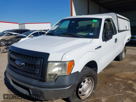 2014 Ford F-150 XL with VIN 1FTMF1CM4EKG19376, listed as a IAAI auction lot 40293792 with 362,075 mi miles. Bid and sale history available at carsss.com. Image 2.