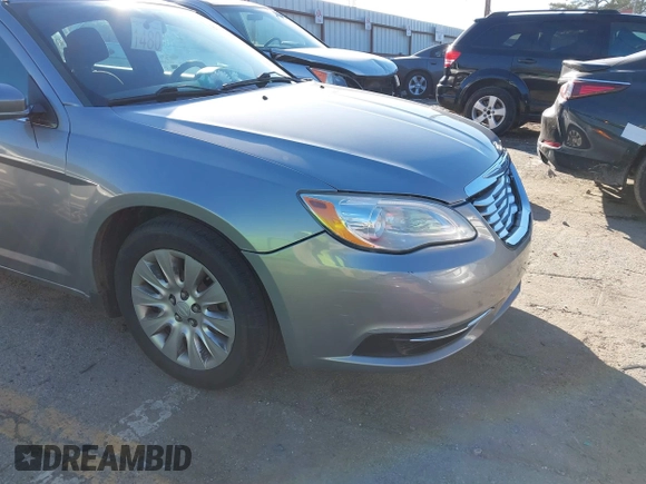 2014 Chrysler 200 LX with VIN 1C3CCBAB7EN209508, listed as a IAAI auction lot 41435883 with 271,090 mi miles. Bid and sale history available at carsss.com. Image 12.