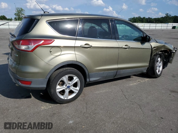2014 Ford Escape SE z VIN 1FMCU0GX2EUA26924, wystawiony jako Copart lot #55389485 z przebiegiem 102 537 mil mil oraz Szkoda całkowita • Salvage title. Historia ofert i sprzedaży dostępna na DreamBid. Obrazek 3.