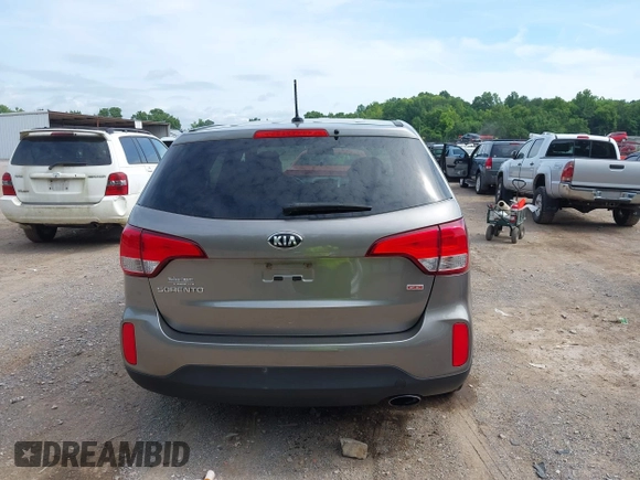2015 Kia Sorento LX with VIN 5XYKTCA6XFG650154, listed as a IAAI auction lot 42462530 with 120,966 mi miles and . Bid and sale history available at DreamBid. Image 16.