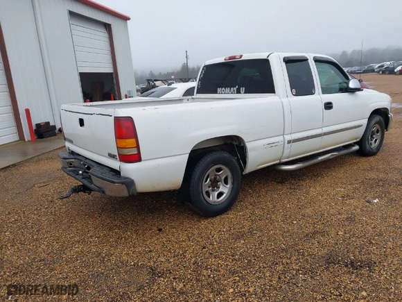 2002 GMC Sierra 1500 SLE with VIN 2GTEC19V821311698, listed as a IAAI auction lot 41585171 with 1 mi miles. Bid and sale history available at carsss.com. Image 4.