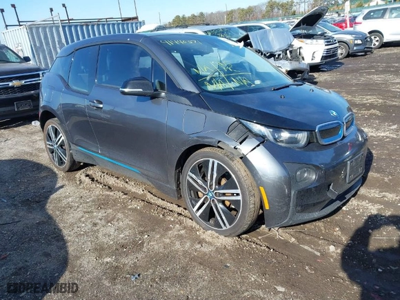 2016 BMW i3 with VIN WBY1Z4C57GV506056, listed as a IAAI auction lot 41440371 with NaN miles. Bid and sale history available at carsss.com. Image 1.