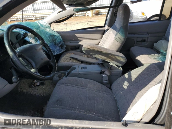 1997 Ford Explorer XL with VIN 1FMDU34E8VZB26666, listed as a Copart auction lot 81268474 with 172,501 mi miles and Clean title. Bid and sale history available at DreamBid. Image 7.