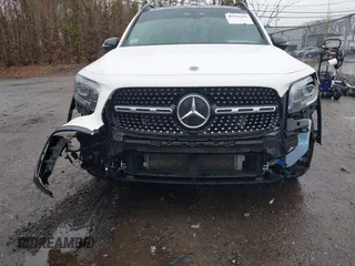 2023 Mercedes-Benz GLB 250 с VIN W1N4M4HB9PW308660, выставлен на аукционе IAAI как лот 41864309 с пробегом 32 542 миль миль и . История ставок и продаж доступна на DreamBid. Изображение 6.