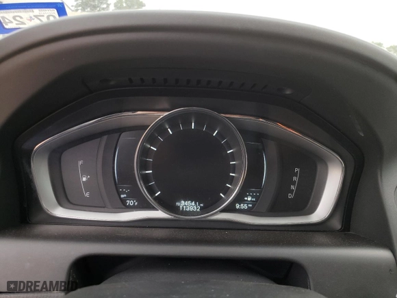 2015 Volvo XC60 T6 Drive-E with VIN YV449MDK6F2637141, listed as a Copart auction lot 51154194 with 113,932 mi miles. Bid and sale history available at carsss.com. Image 9.