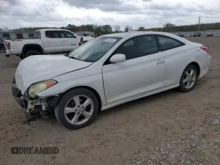 2004 Toyota Solara SE z VIN 4T1CA38P74U005865, wystawiony jako Copart lot #51600695 z przebiegiem 155 537 mil mil oraz Czysty tytuł • Clean title. Historia ofert i sprzedaży dostępna na DreamBid. Obrazek 1.