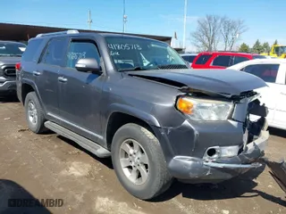2011 Toyota 4Runner Trail with VIN JTEBU5JR4B5047220, listed as a IAAI auction lot 41805713 with 215,757 mi miles. Bid and sale history available at carsss.com. Image 1.