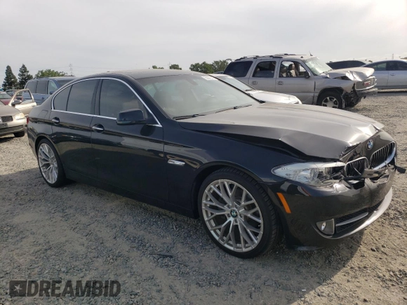 2012 BMW 5 Series 528i z VIN WBAXG5C56CDY28661, wystawiony jako Copart lot #53372745 z przebiegiem 130 810 mil mil oraz Szkoda całkowita • Salvage title. Historia ofert i sprzedaży dostępna na DreamBid. Obrazek 4.