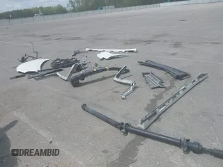 2018 Toyota Sienna XLE с VIN 5TDDZ3DC1JS200008, выставлен на аукционе IAAI как лот 42112804 с пробегом Не указан миль и . История ставок и продаж доступна на DreamBid. Изображение 12.