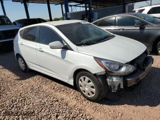 2014 Hyundai Accent GS with VIN KMHCT5AE9EU195698, listed as a Copart auction lot 72044784 with 76,086 mi miles and Salvage Title. Bid and sale history available at carsss.com. Image 4.