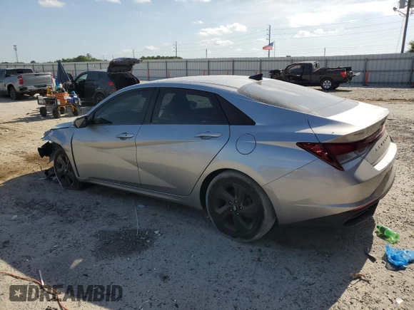 2022 Hyundai Elantra SEL z VIN 5NPLM4AG1NH083467, wystawiony jako Copart lot #55563535 z przebiegiem 32 178 mil mil oraz Szkoda całkowita • Salvage title. Historia ofert i sprzedaży dostępna na DreamBid. Obrazek 2.
