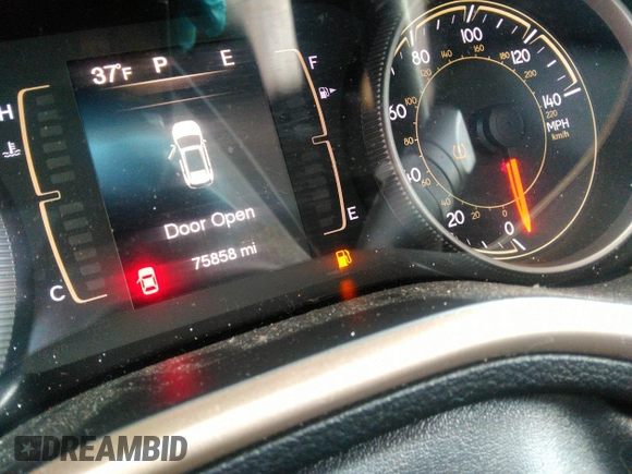 2018 Jeep Cherokee Latitude Tech Connect with VIN 1C4PJMCB5JD580985, listed as a IAAI auction lot 41530501 with 75,858 mi miles and . Bid and sale history available at DreamBid. Image 15.