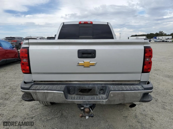 2015 Chevrolet Silverado 2500HD Built After Aug 14 LT with VIN 1GC1CVEG8FF521181, listed as a Copart auction lot 70890474 with NaN miles and Salvage Title. Bid and sale history available at carsss.com. Image 6.