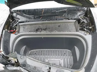 2023 Tesla Model Y Performance z VIN 7SAYGDEF0PF715703, wystawiony jako IAAI lot #41869780 z przebiegiem 32 220 mil mil oraz . Historia ofert i sprzedaży dostępna na DreamBid. Obrazek 10.